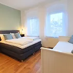 Hotel apartamentowy Good Mit Kostenlosen Parkplaetzen Drezno