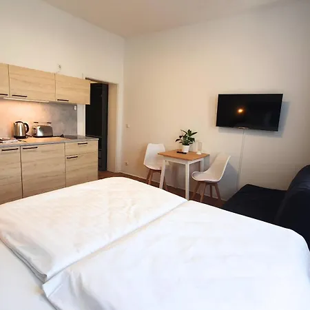 Aparthotel Good Mit Kostenlosen Parkplaetzen