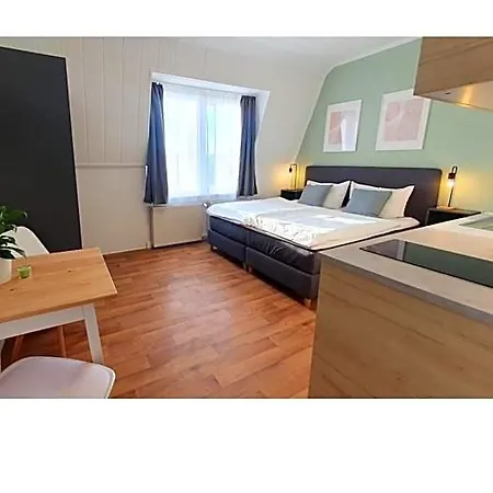 Good Mit Kostenlosen Parkplaetzen 公寓式酒店 3*