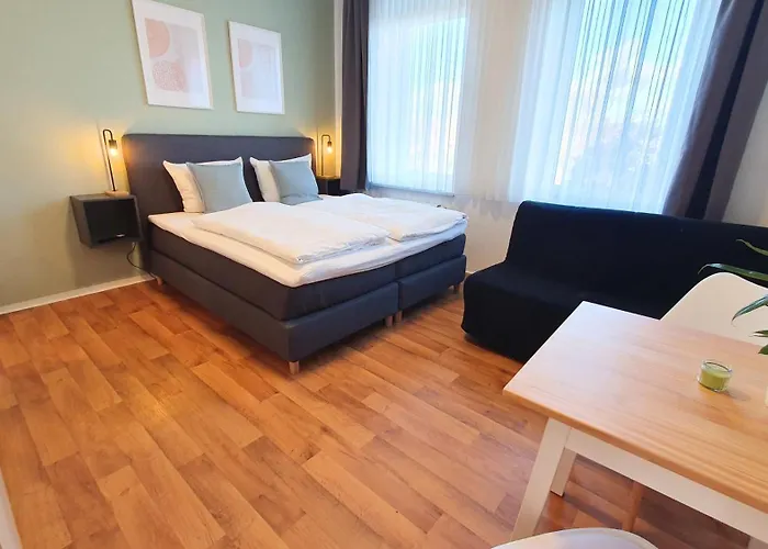 Good Mit Kostenlosen Parkplaetzen 3* Drezno