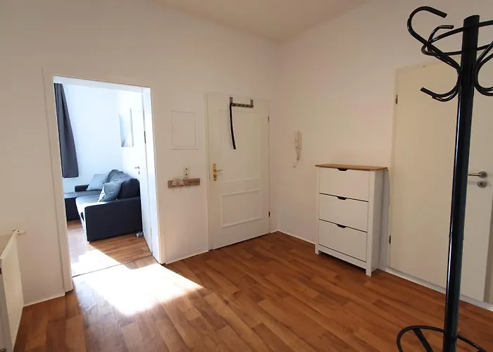 Good Mit Kostenlosen Parkplaetzen 3* Drezno