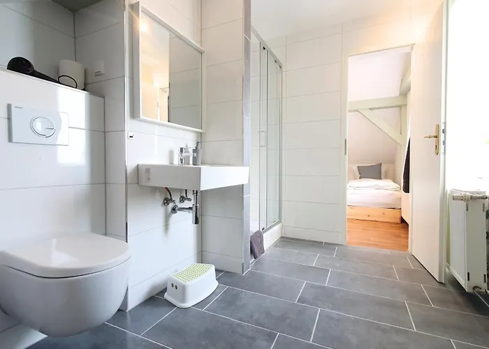 Aparthotel Good Mit Kostenlosen Parkplätzen