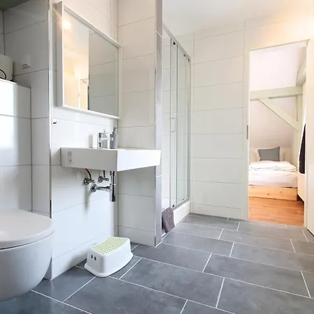 Aparthotel Good Mit Kostenlosen Parkplaetzen